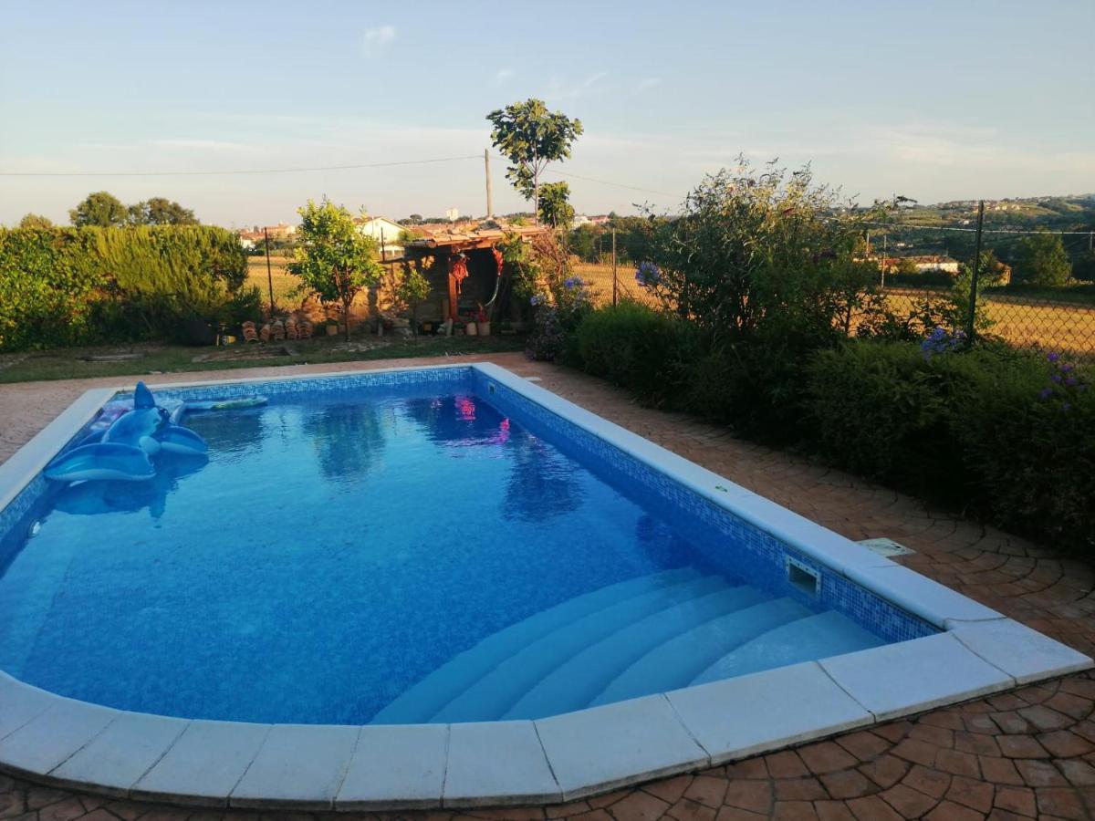 Villa Oscar Vasto Exteriör bild